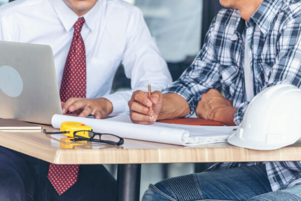 Builder Vs. Contractor: Key Differences And When To Hire